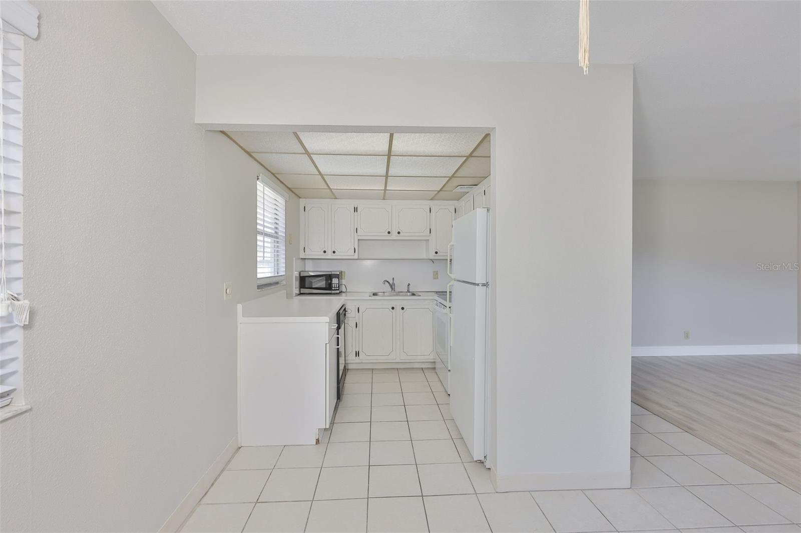 Image 15 of 85 For 202 Bedford Street 68