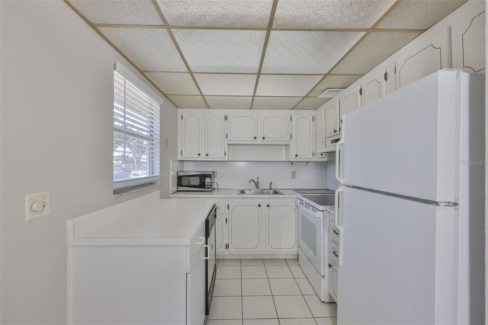 Image 17 of 85 For 202 Bedford Street 68