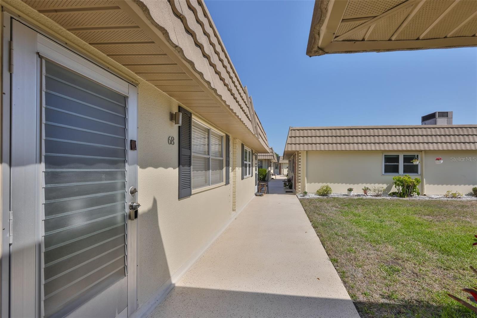 Image 2 of 85 For 202 Bedford Street 68