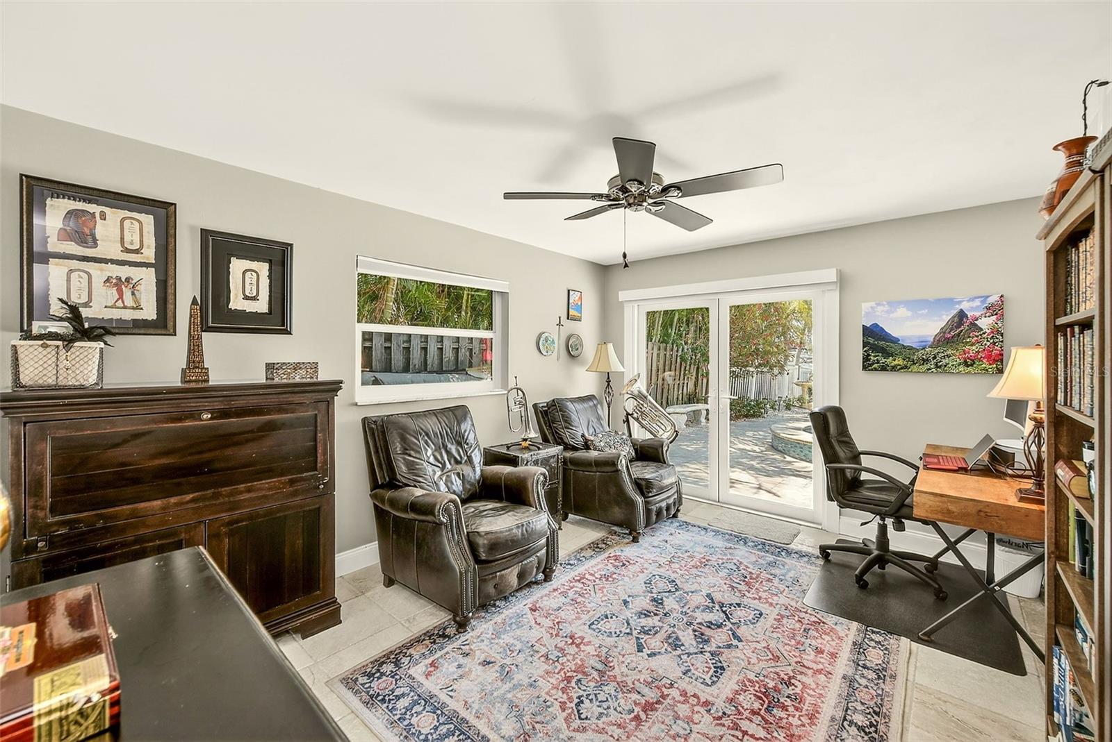 Listing photo id 29 for 441 Harbor Drive S