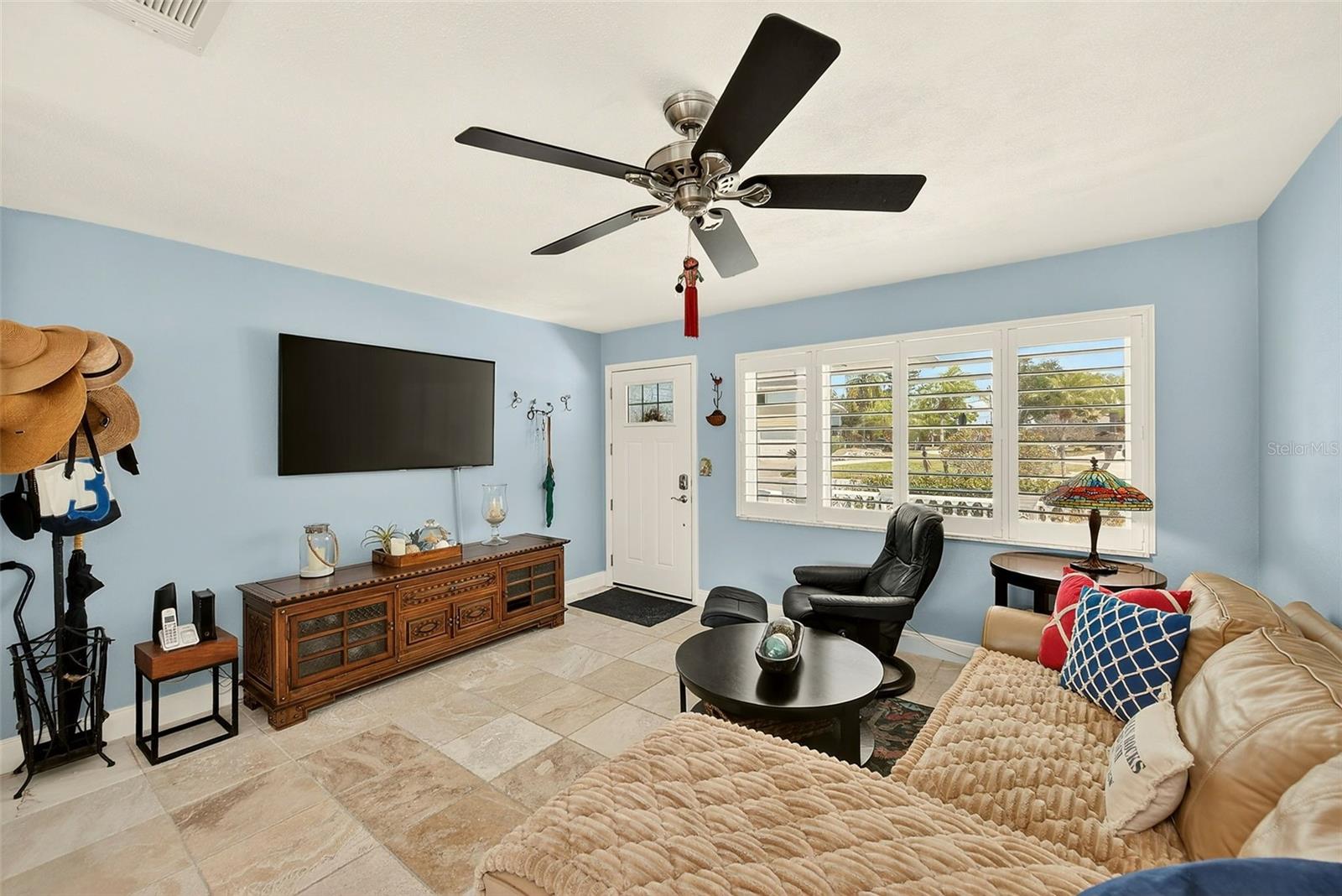 Listing photo id 31 for 441 Harbor Drive S