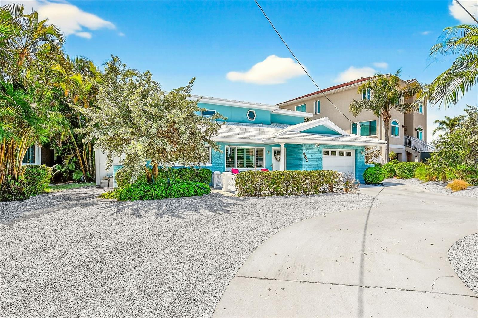 Listing photo id 38 for 441 Harbor Drive S