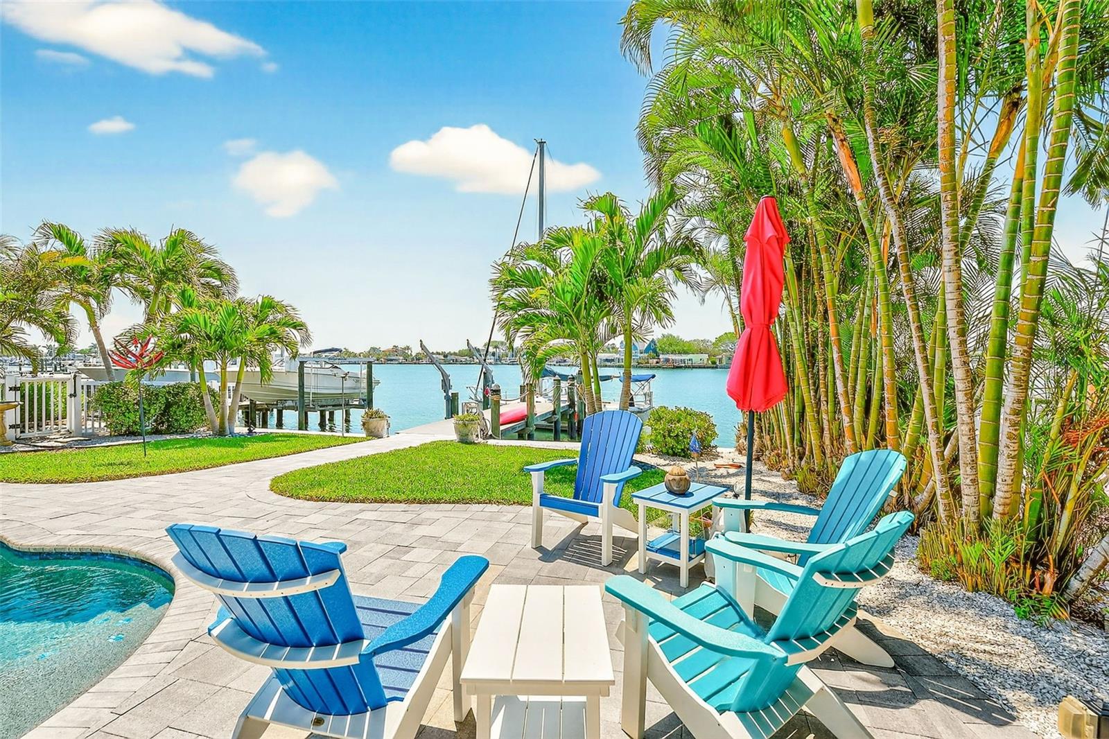 Listing photo id 43 for 441 Harbor Drive S