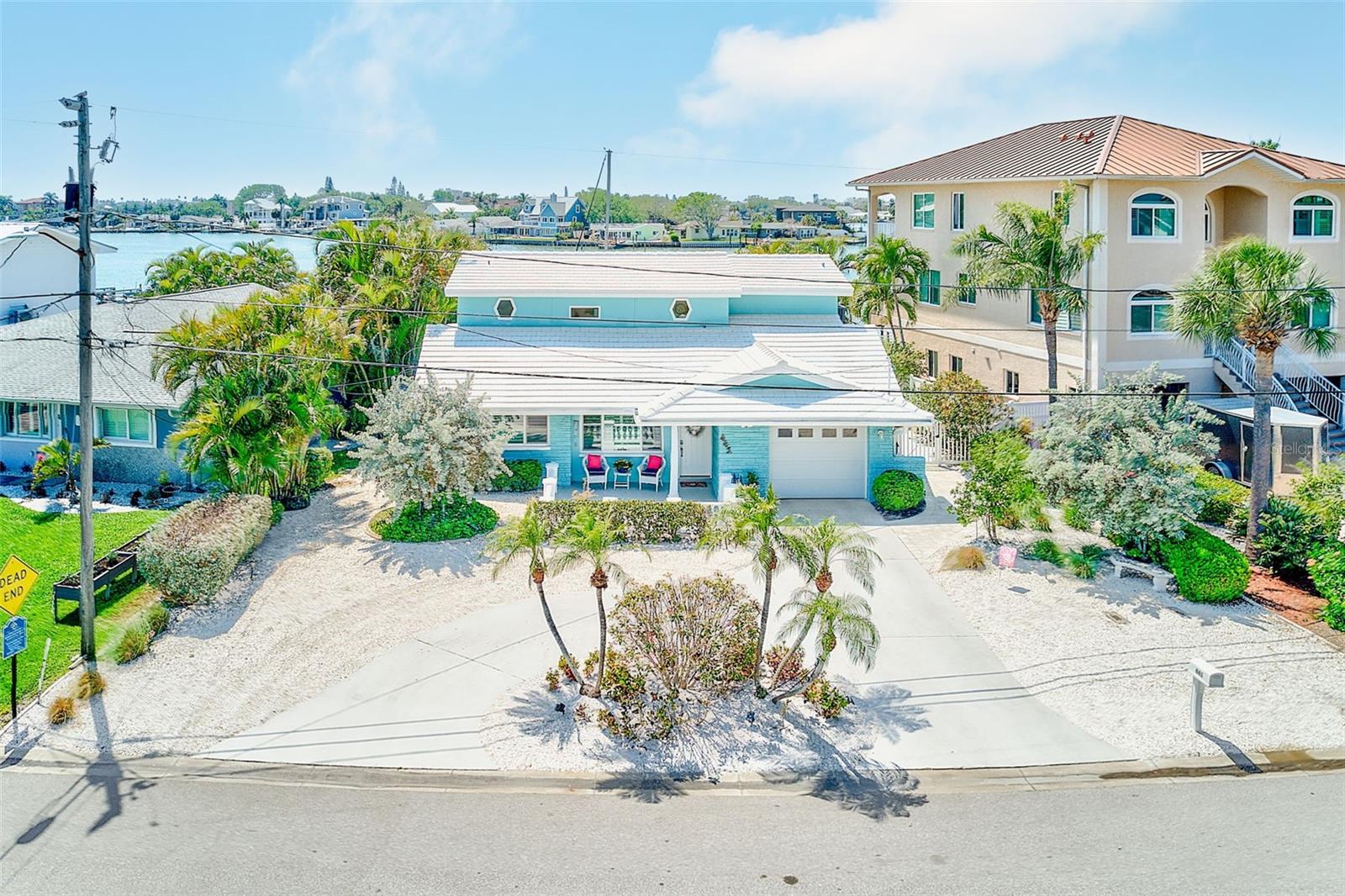 Listing photo id 51 for 441 Harbor Drive S