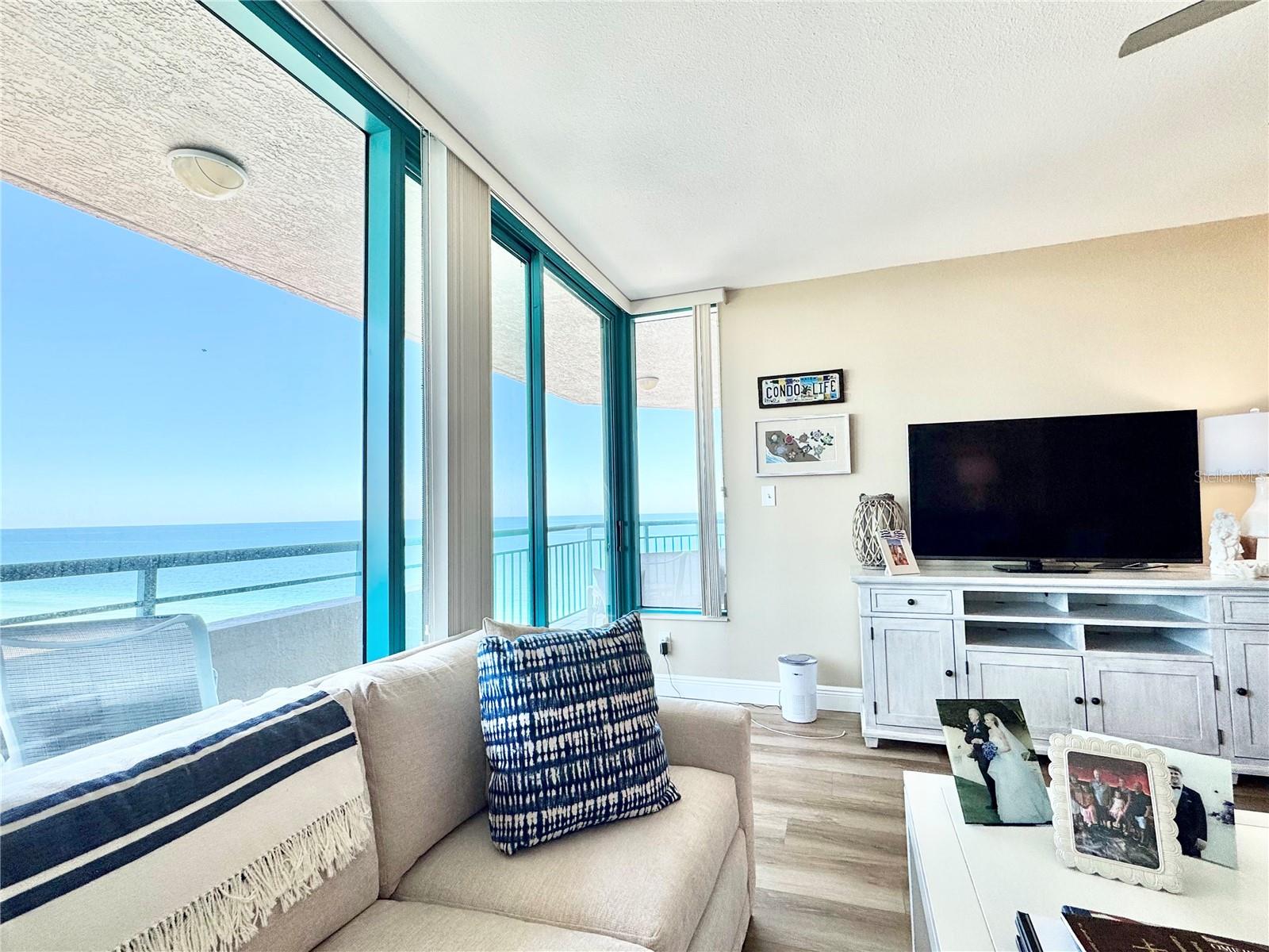 Image 10 of 64 For 1520 Gulf Boulevard 1403