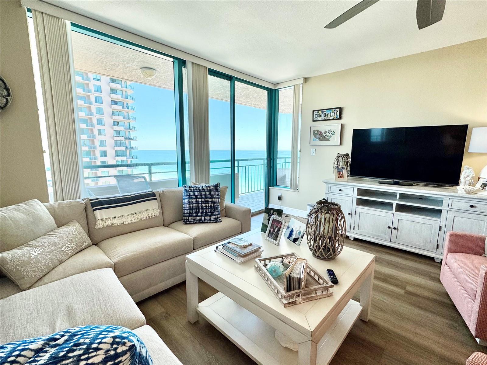 Image 11 of 64 For 1520 Gulf Boulevard 1403