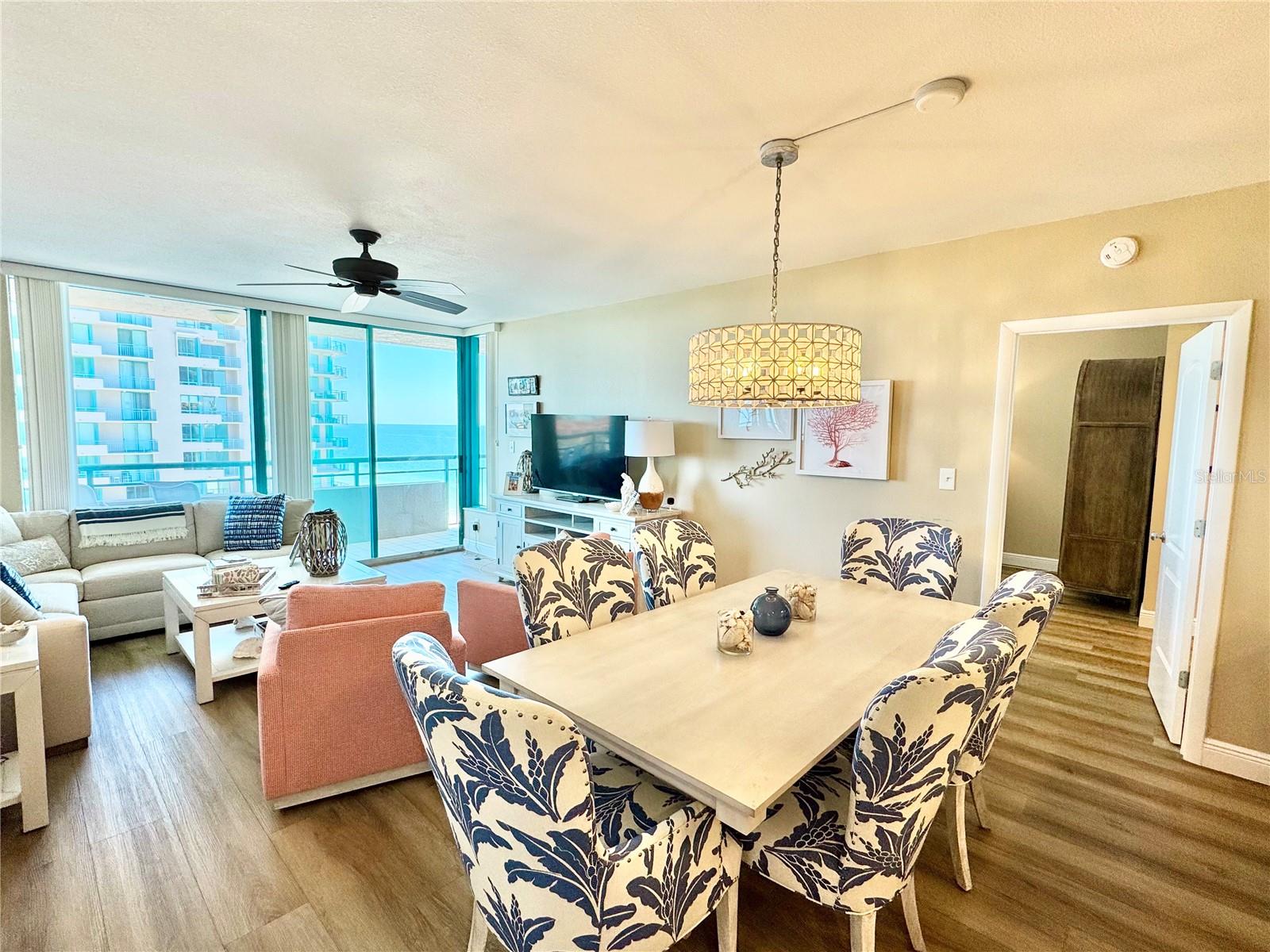 Image 13 of 64 For 1520 Gulf Boulevard 1403