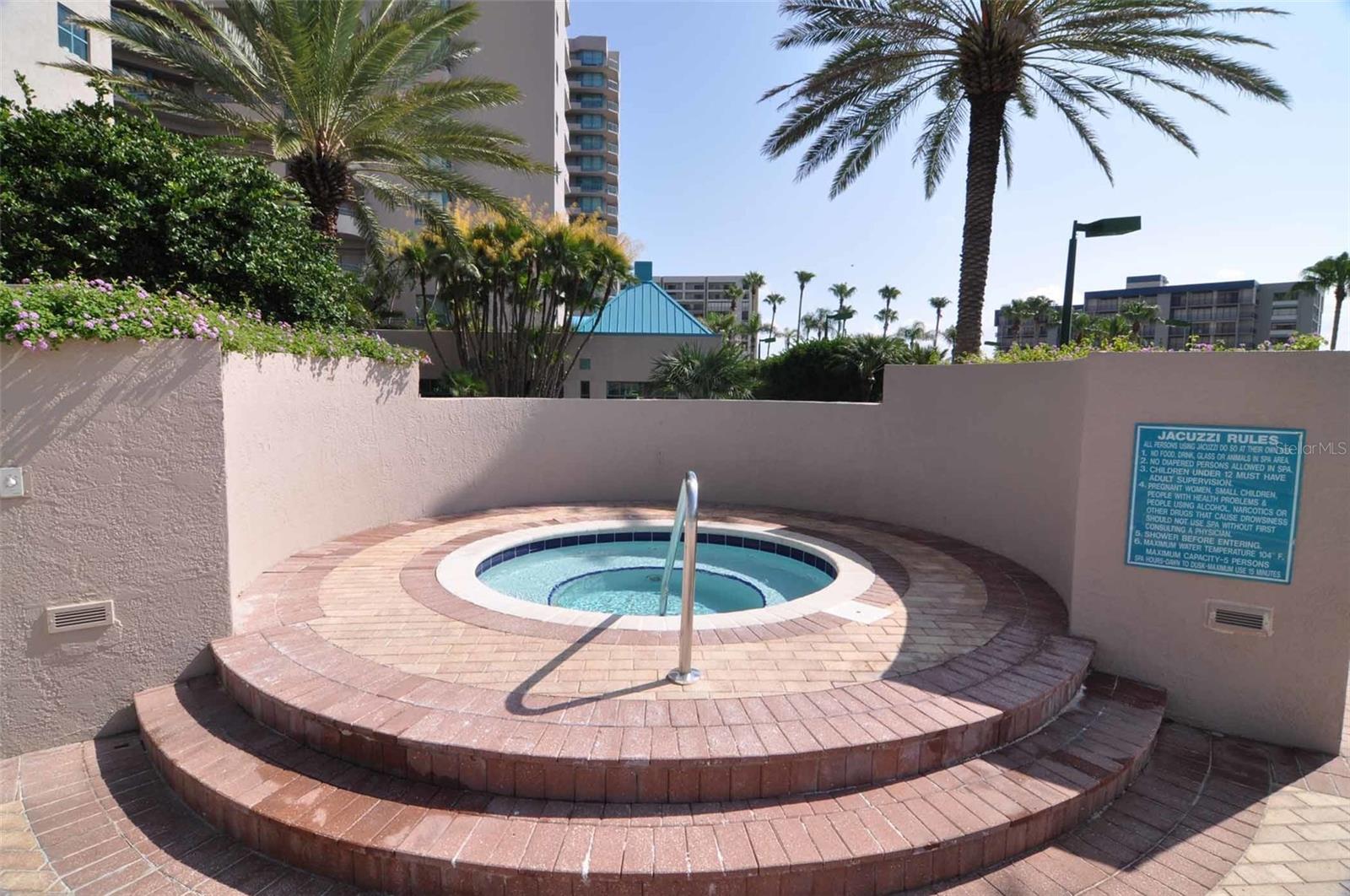 Image 49 of 64 For 1520 Gulf Boulevard 1403