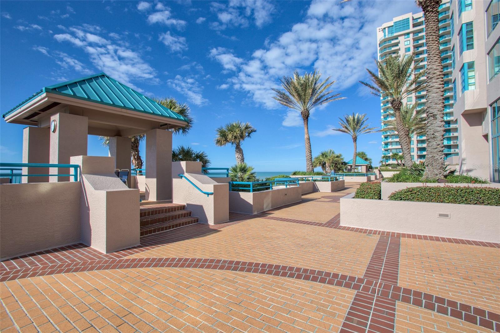 Image 52 of 64 For 1520 Gulf Boulevard 1403