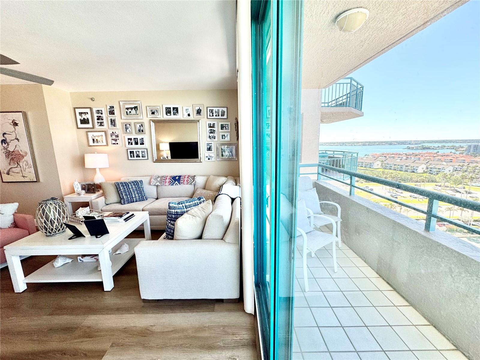 Image 8 of 64 For 1520 Gulf Boulevard 1403