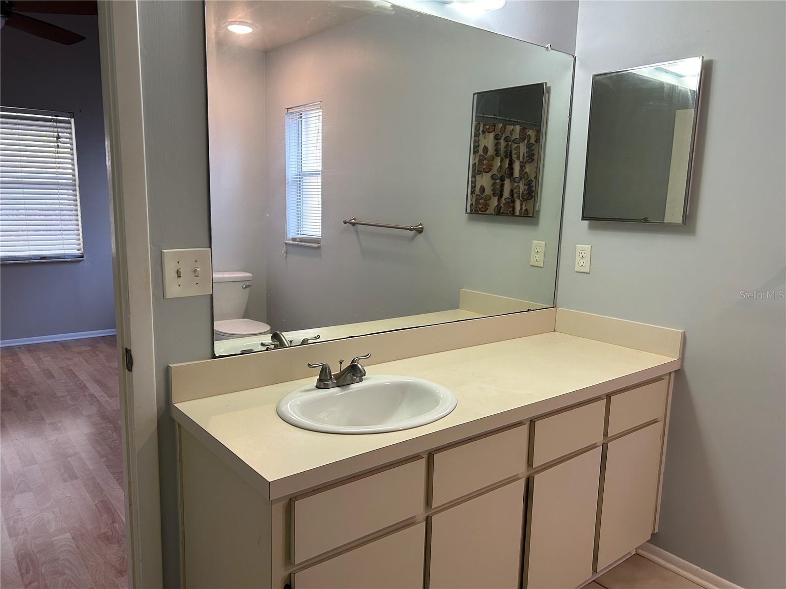 Image 16 of 31 For 8718 Imperial Court