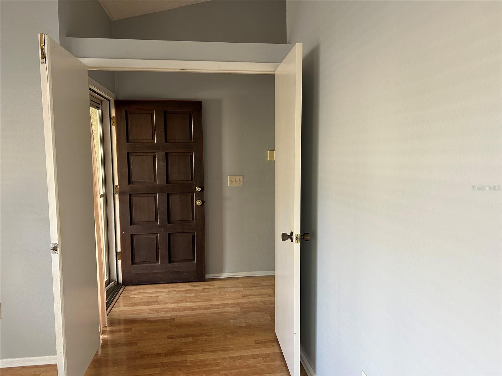 Image 20 of 31 For 8718 Imperial Court