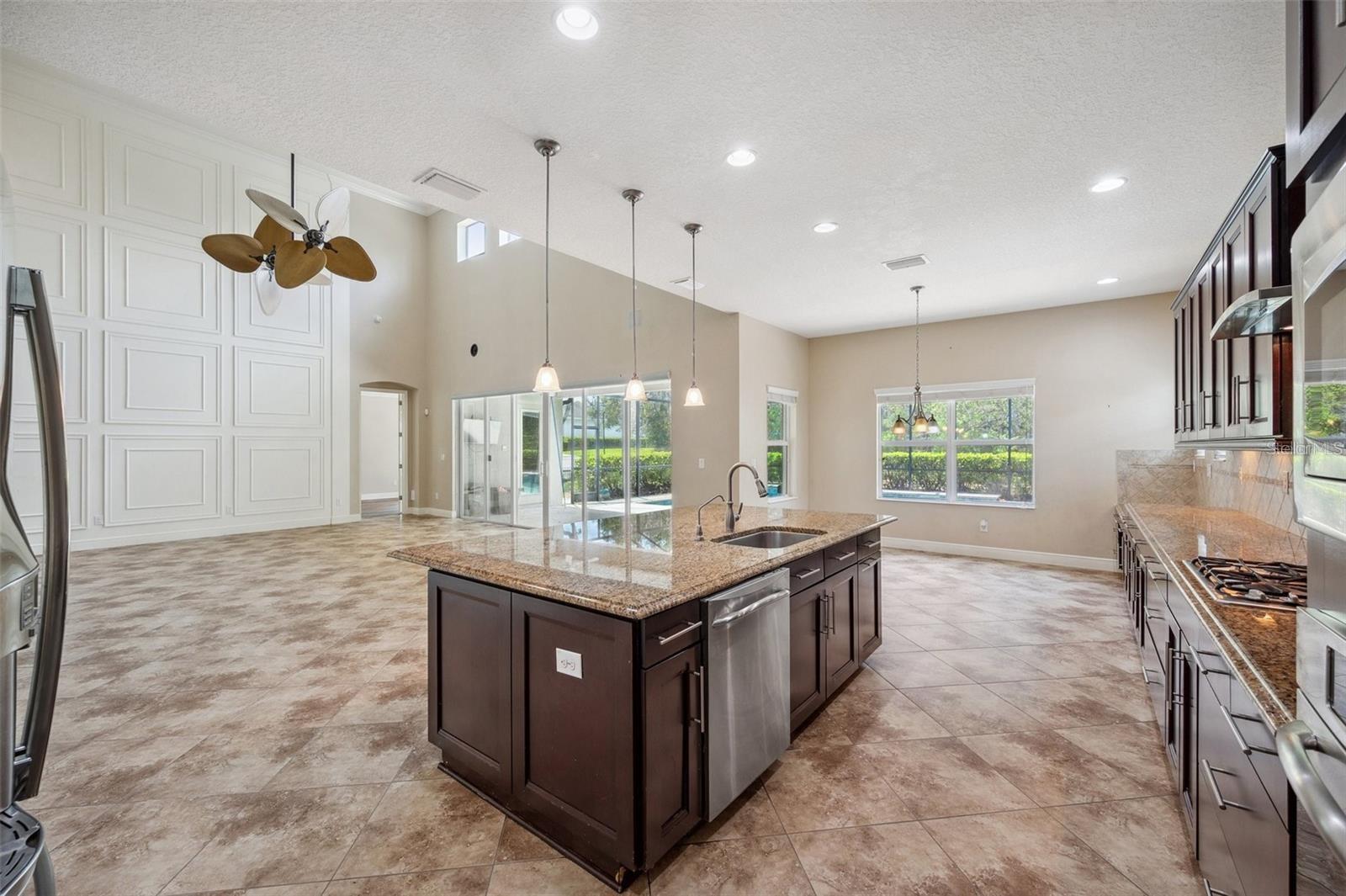 Image 21 of 71 For 5117 Longspur Court