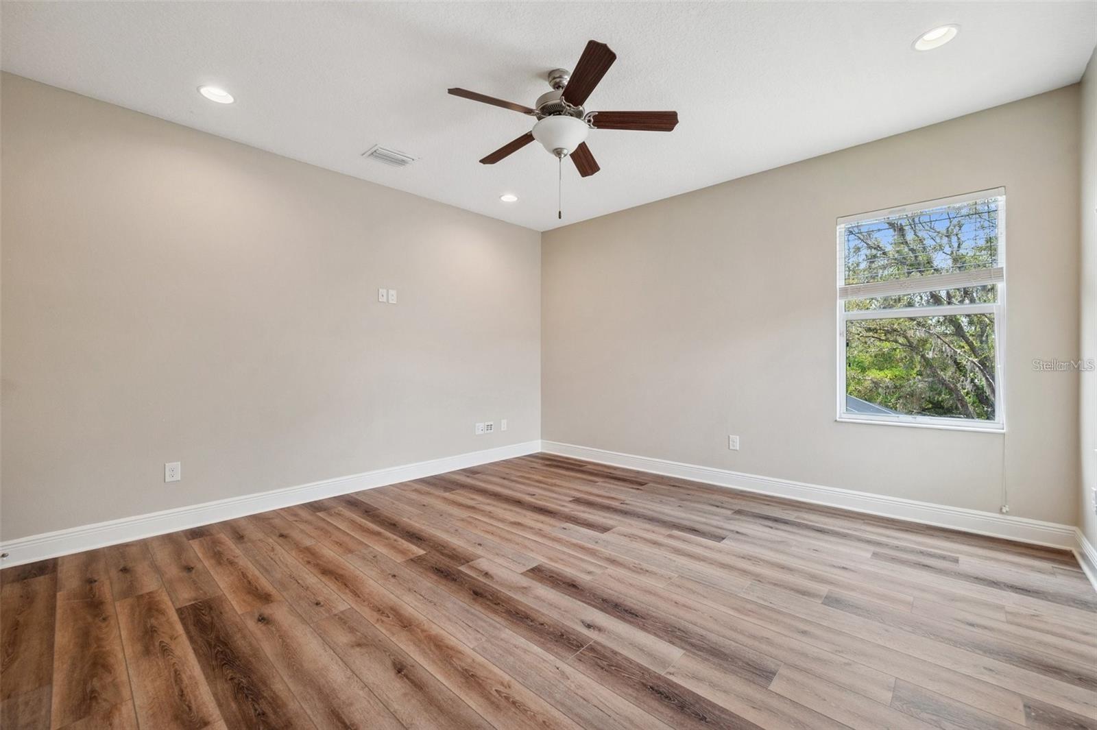 Image 58 of 71 For 5117 Longspur Court