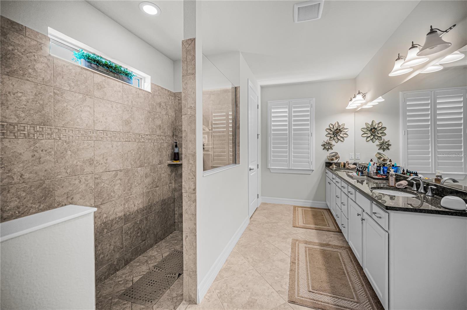 Image 38 of 64 For 11211 Lark Landing Court