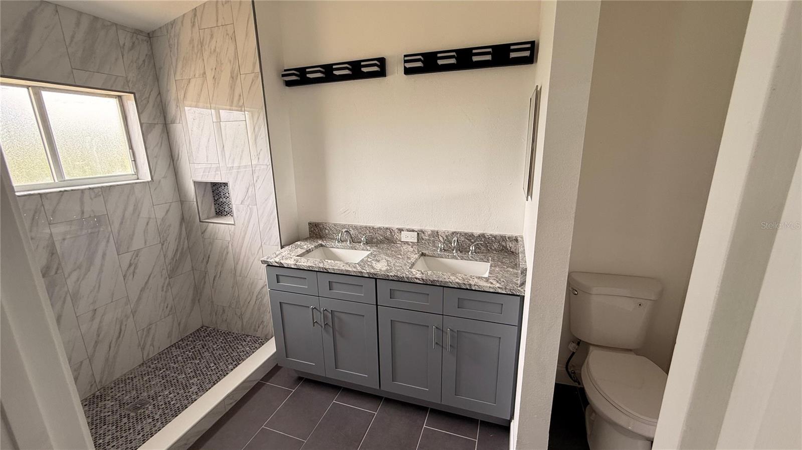 Image 7 of 19 For 6236 Olivedale Drive