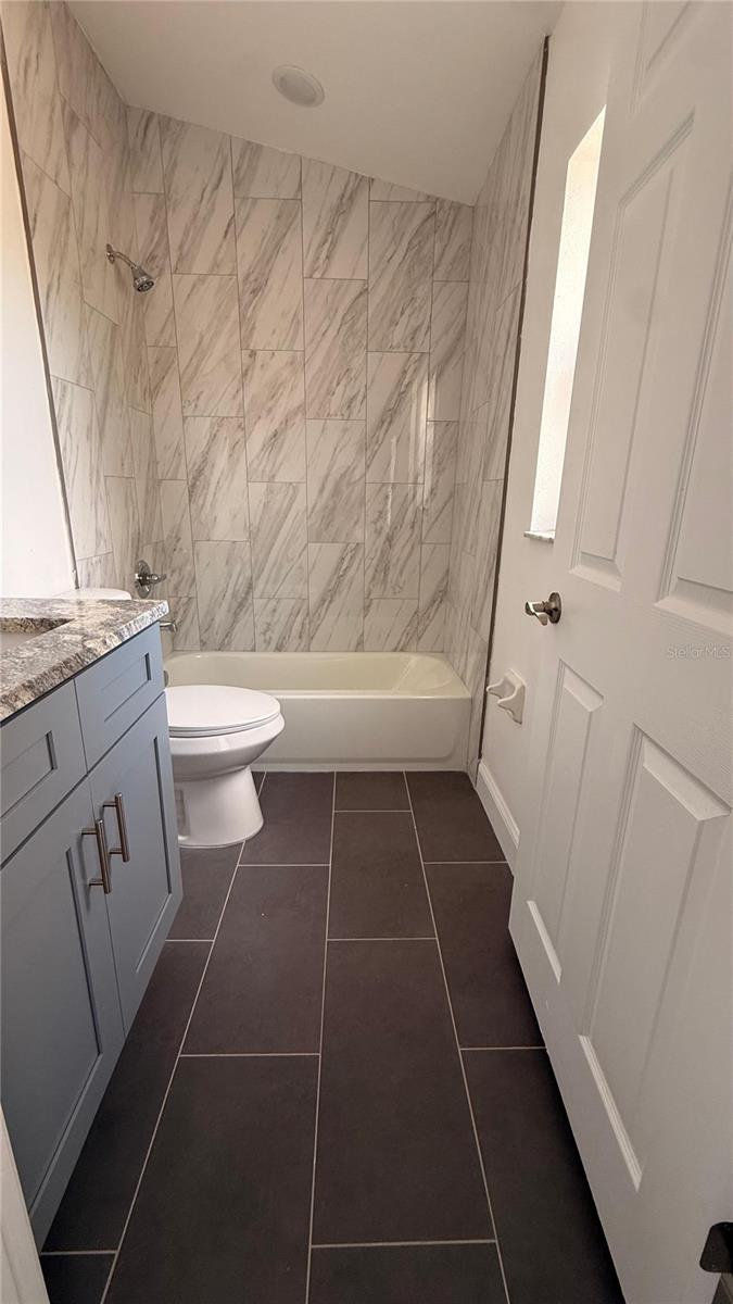 Image 8 of 19 For 6236 Olivedale Drive