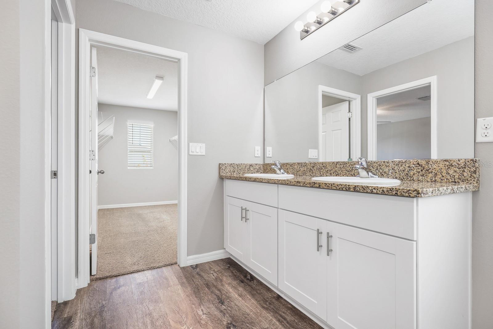 Image 21 of 34 For 14649 Brumby Ridge Avenue