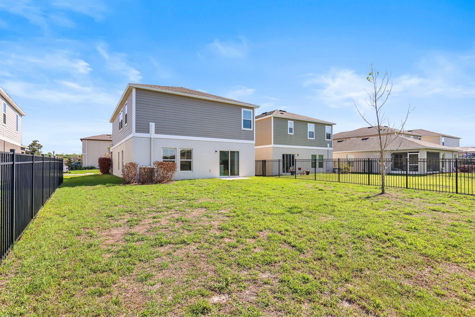 Image 32 of 34 For 14649 Brumby Ridge Avenue