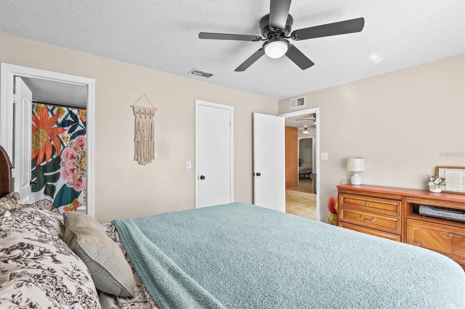 Image 21 of 46 For 1707 Hughes Drive