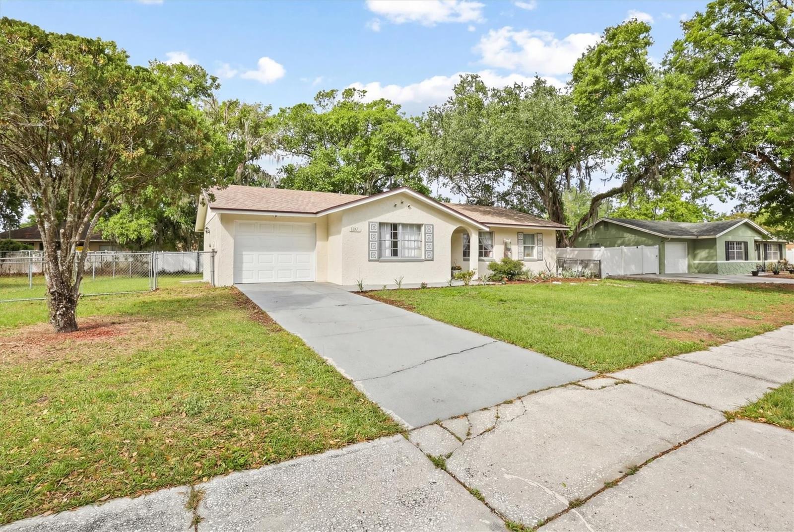 Image 33 of 46 For 1707 Hughes Drive