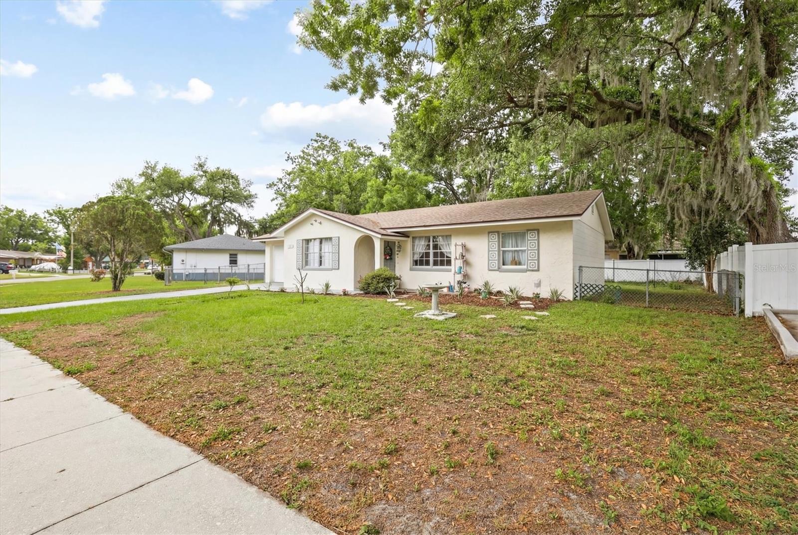 Image 34 of 46 For 1707 Hughes Drive