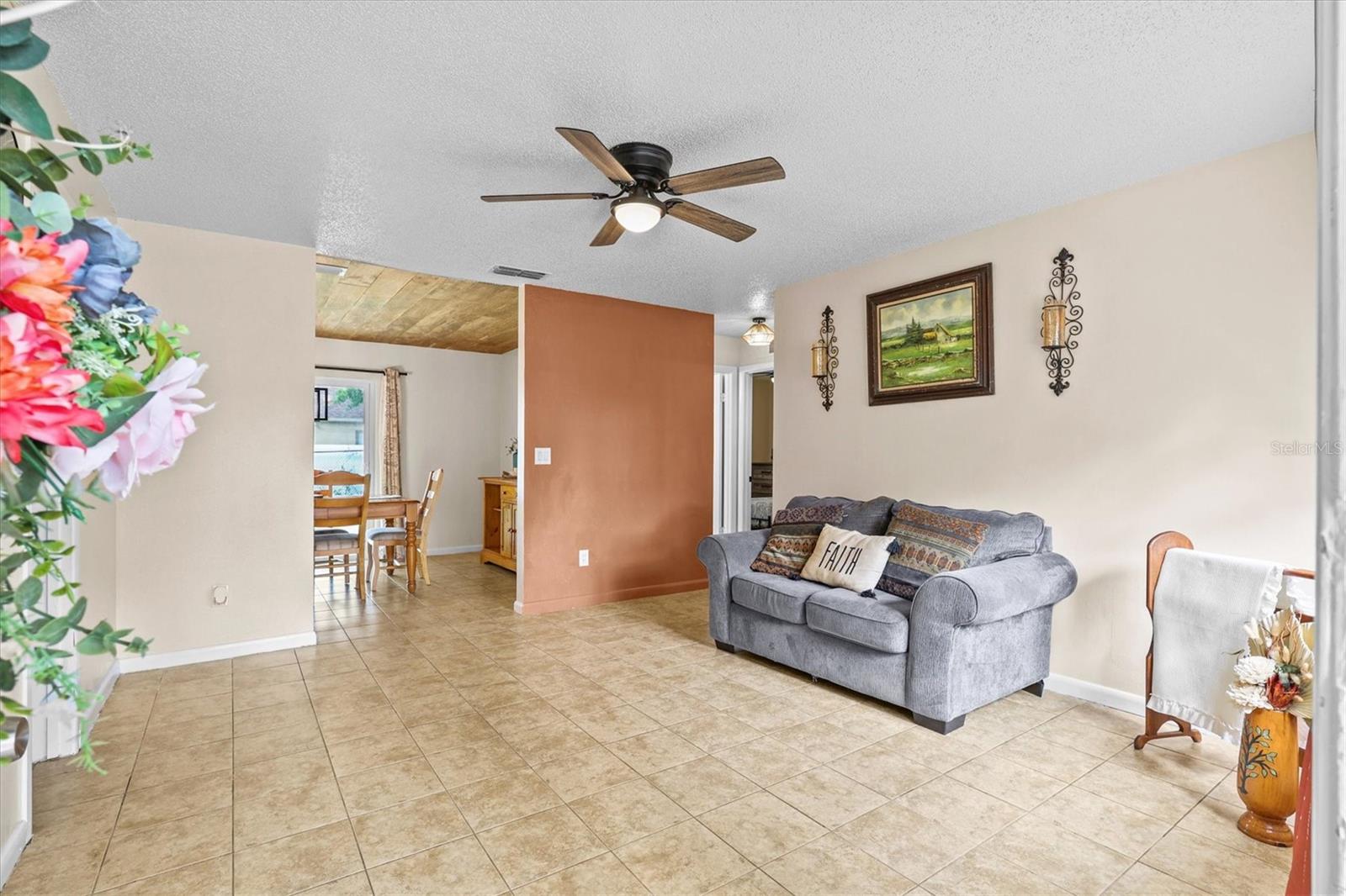 Image 5 of 46 For 1707 Hughes Drive