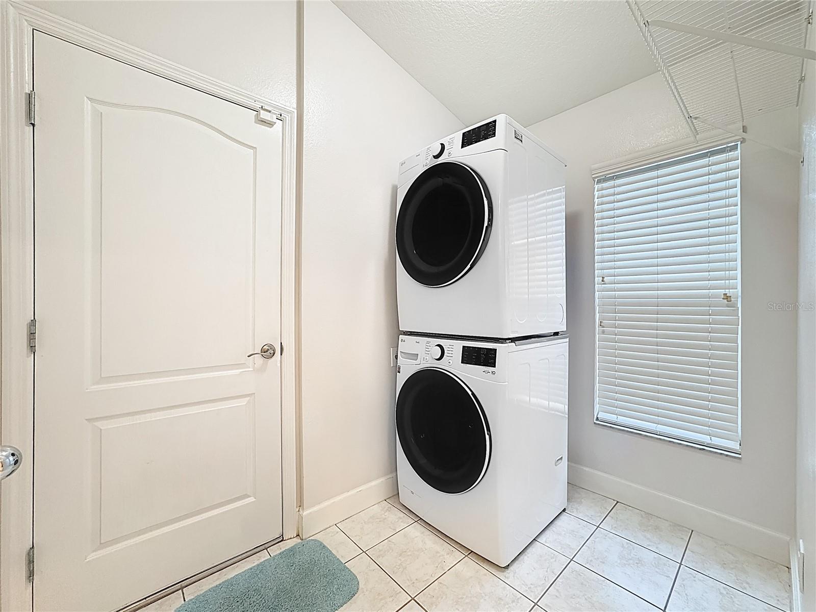 Image 16 of 47 For 9830 White Barn Way