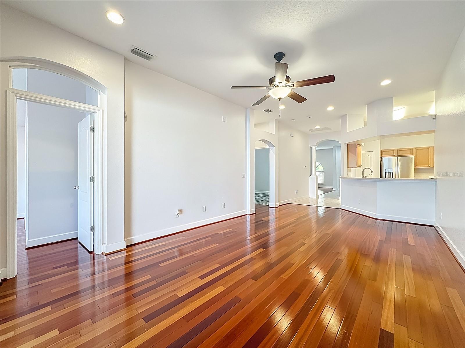 Image 21 of 47 For 9830 White Barn Way