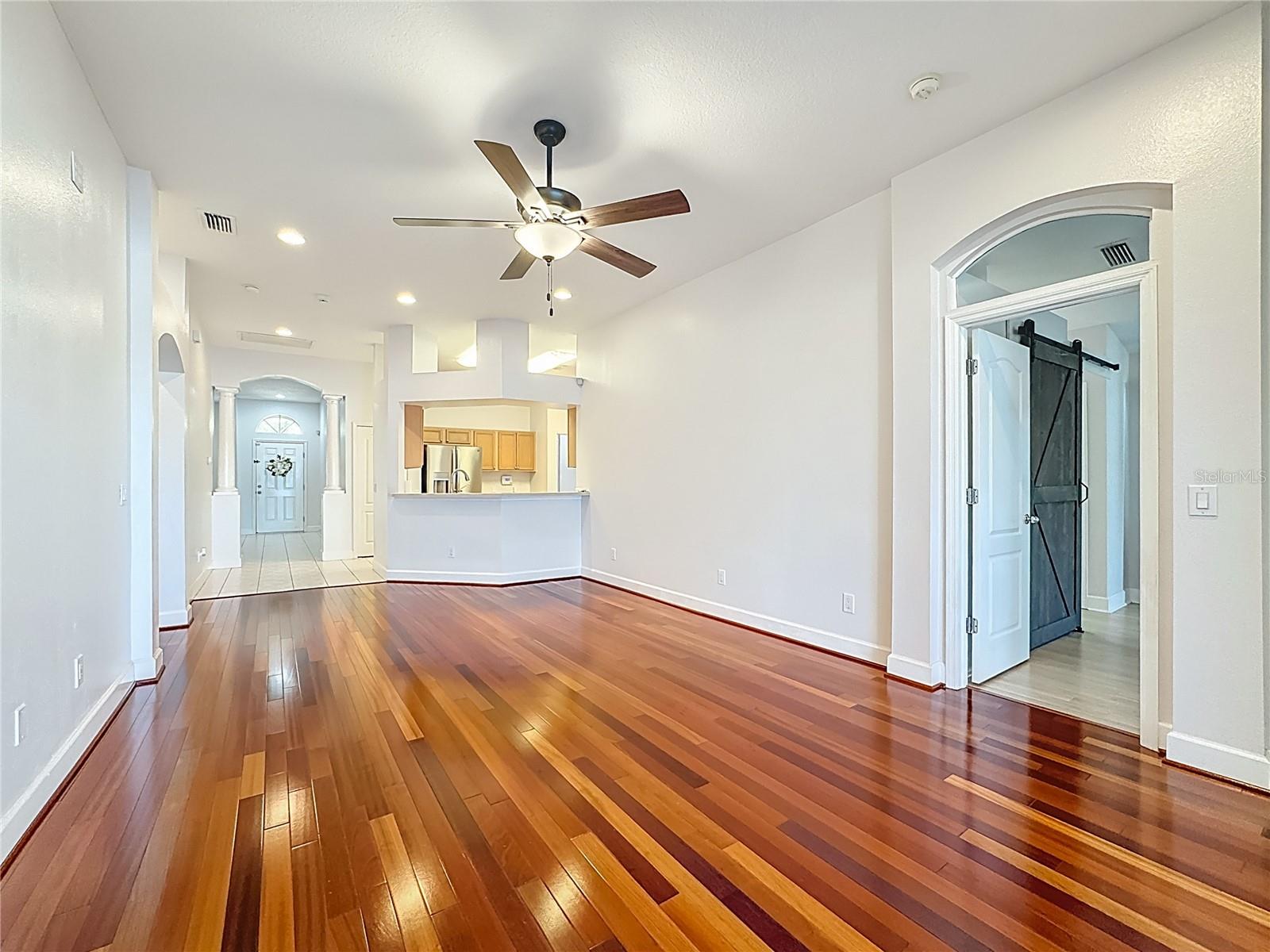 Image 22 of 47 For 9830 White Barn Way