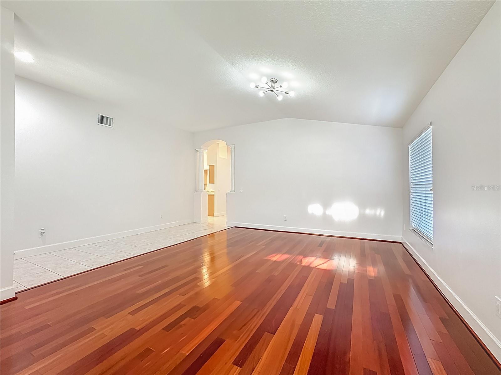 Image 8 of 47 For 9830 White Barn Way