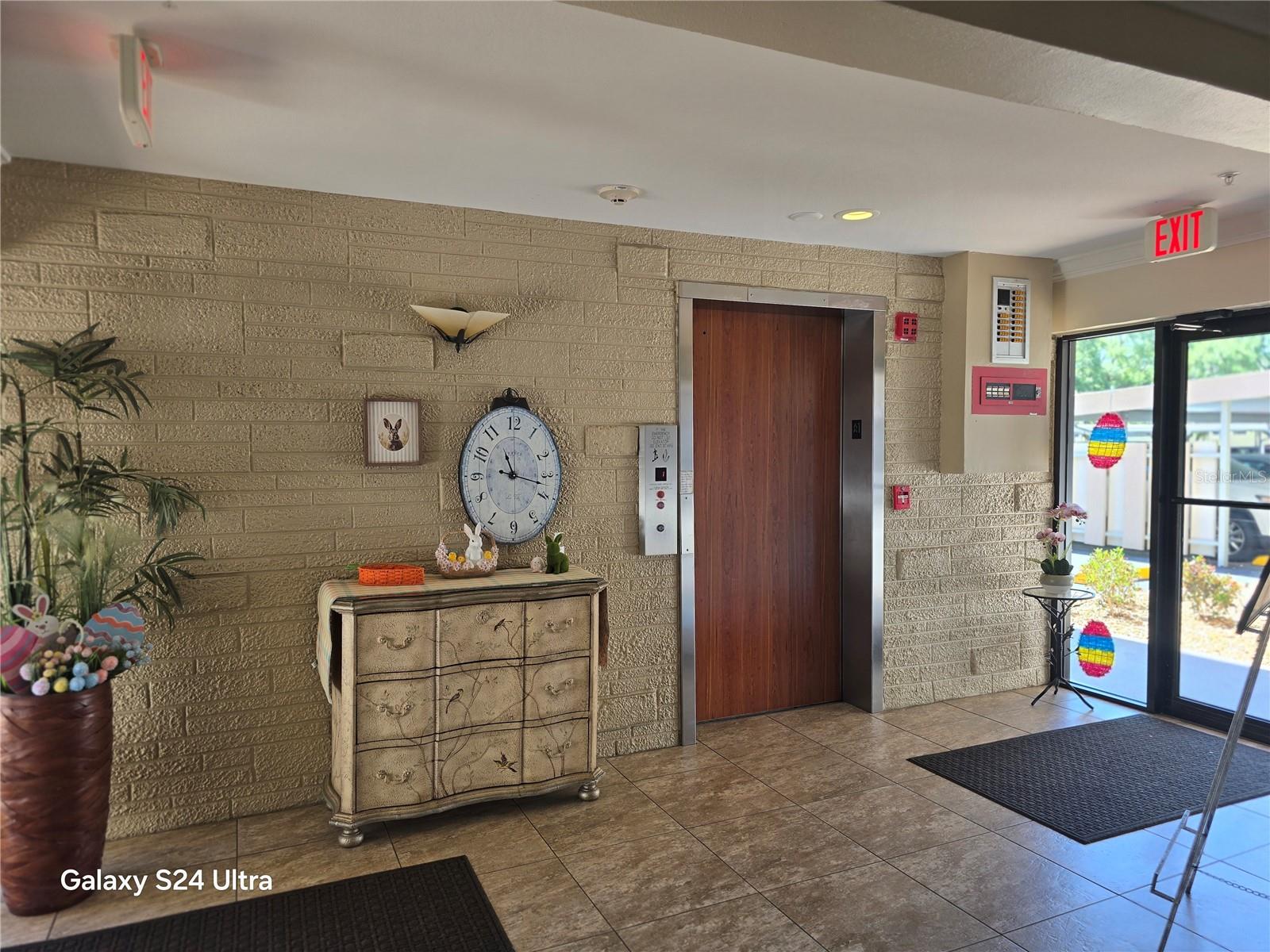 Image 4 of 46 For 8186 Terrace Garden Drive N 409