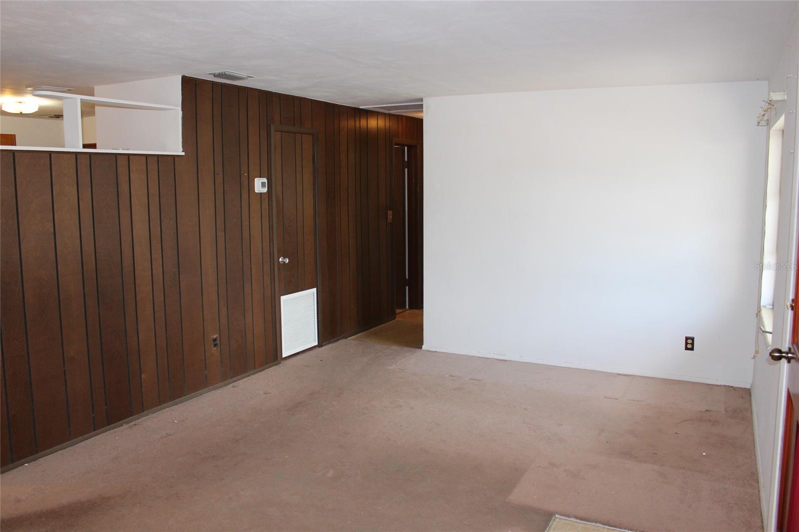 Image 12 of 35 For 5801 82nd Avenue N