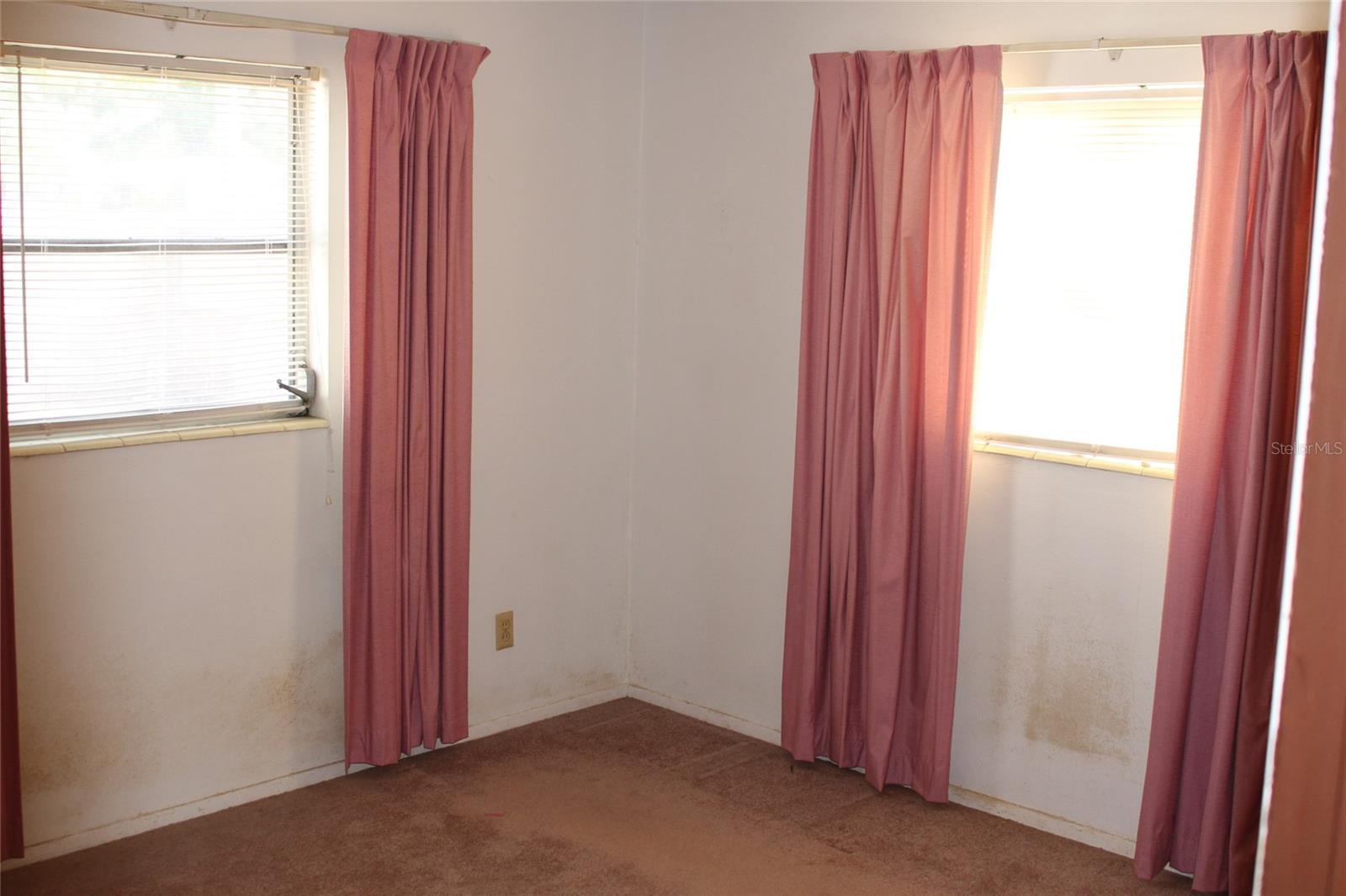 Image 20 of 35 For 5801 82nd Avenue N