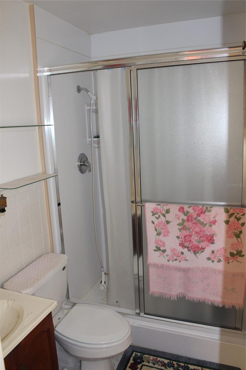 Image 22 of 35 For 5801 82nd Avenue N