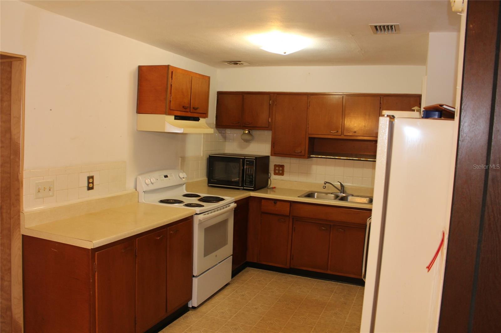 Image 24 of 35 For 5801 82nd Avenue N