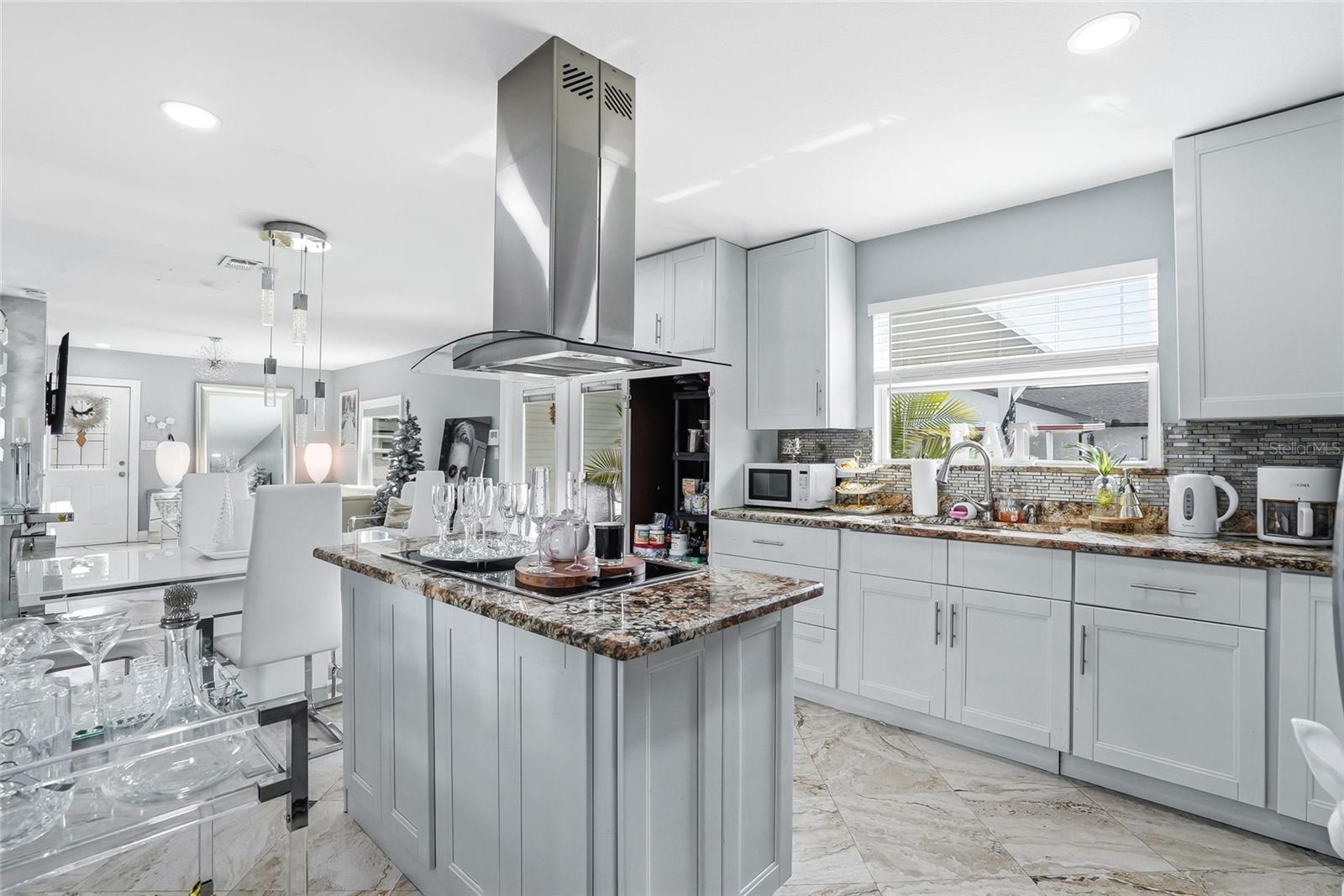 Image 8 of 41 For 3014 Wilder Avenue