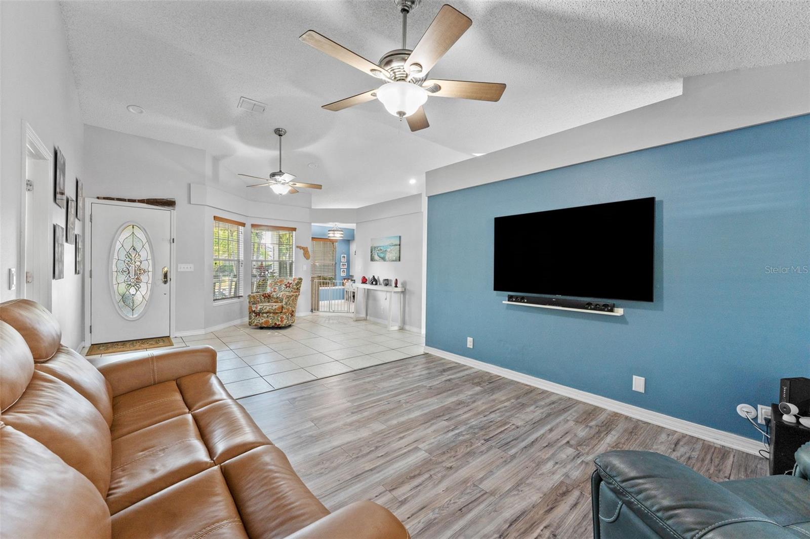 Image 12 of 55 For 956 Edgehill Drive