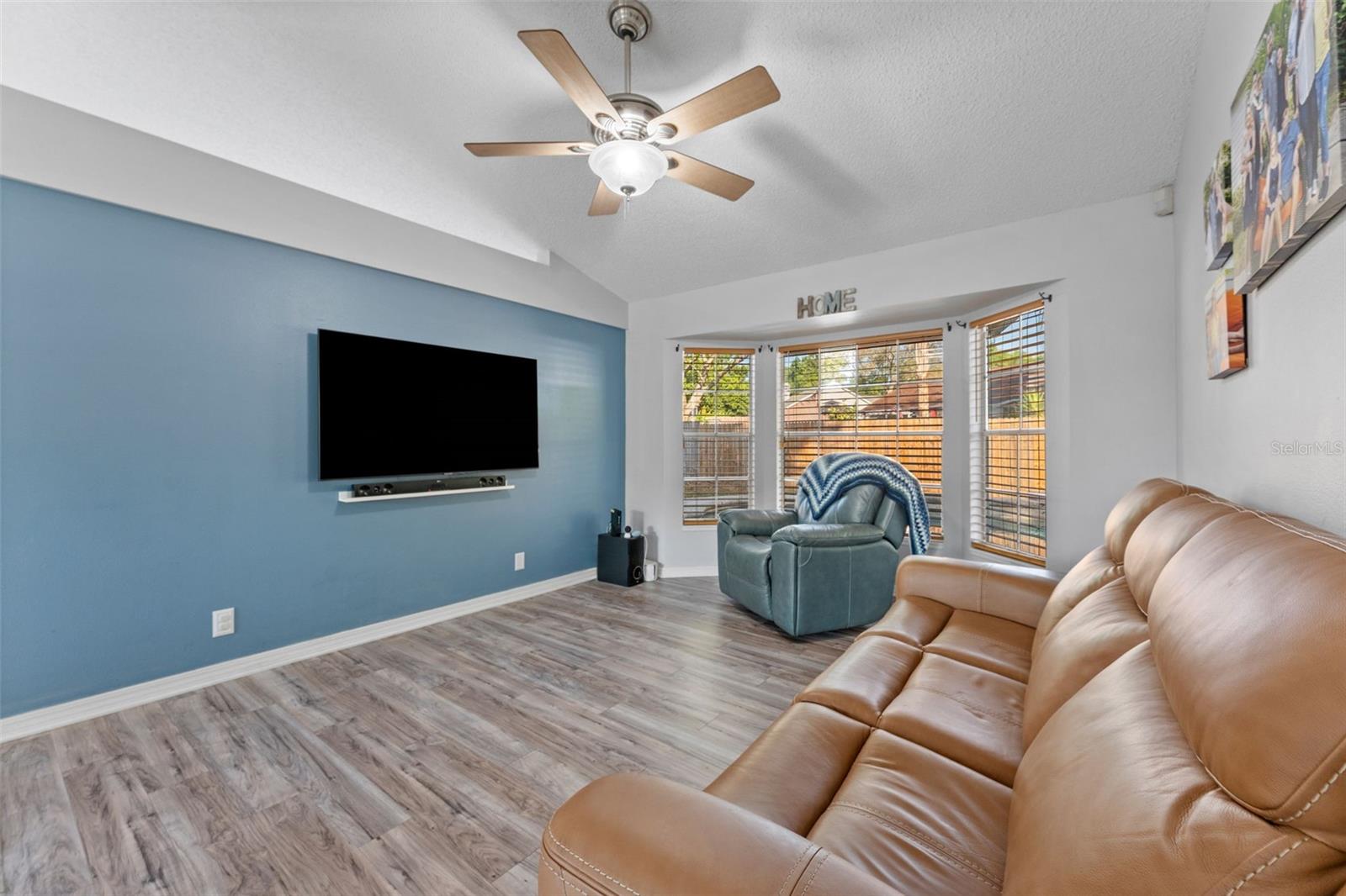 Image 14 of 55 For 956 Edgehill Drive