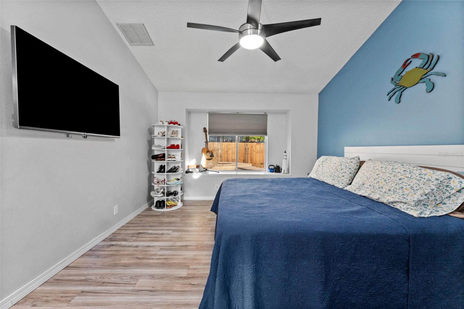 Image 27 of 55 For 956 Edgehill Drive