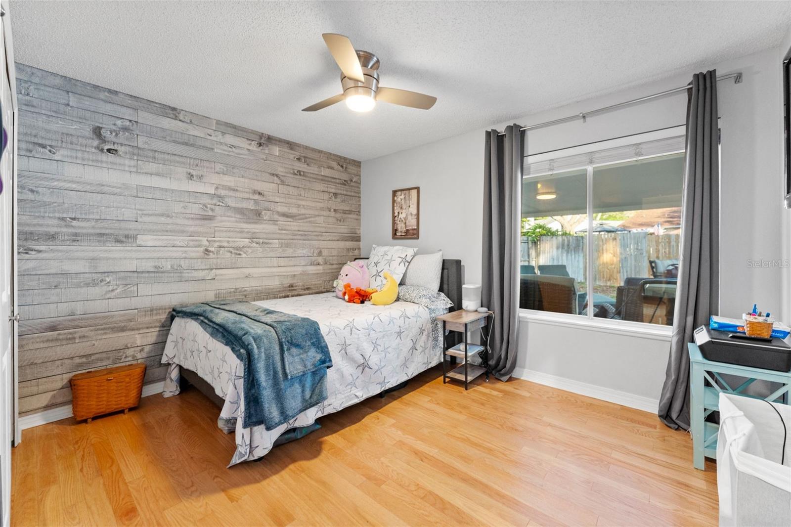 Image 38 of 55 For 956 Edgehill Drive