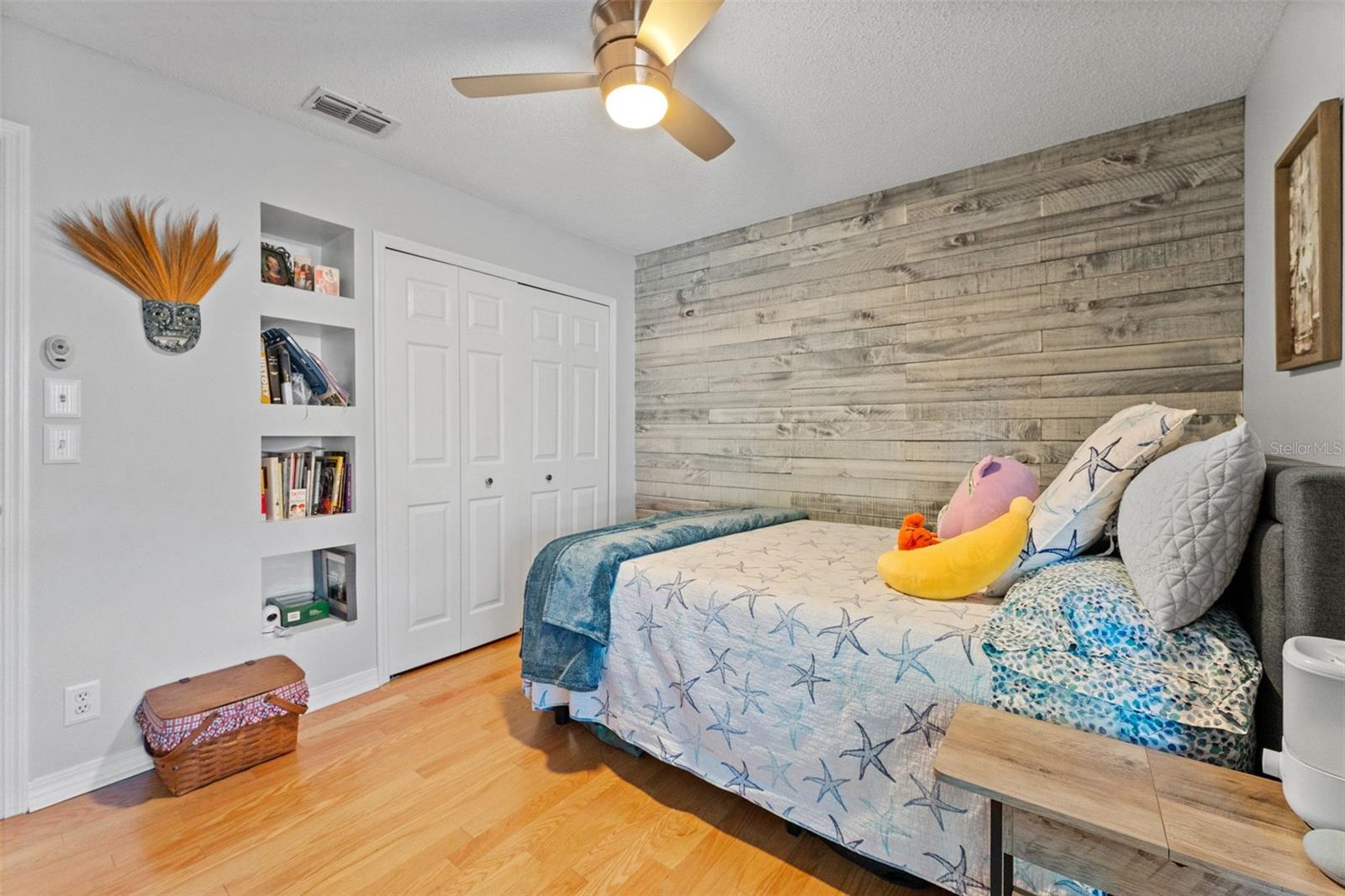 Image 39 of 55 For 956 Edgehill Drive