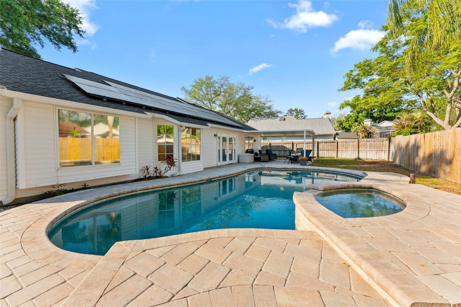 Image 45 of 55 For 956 Edgehill Drive