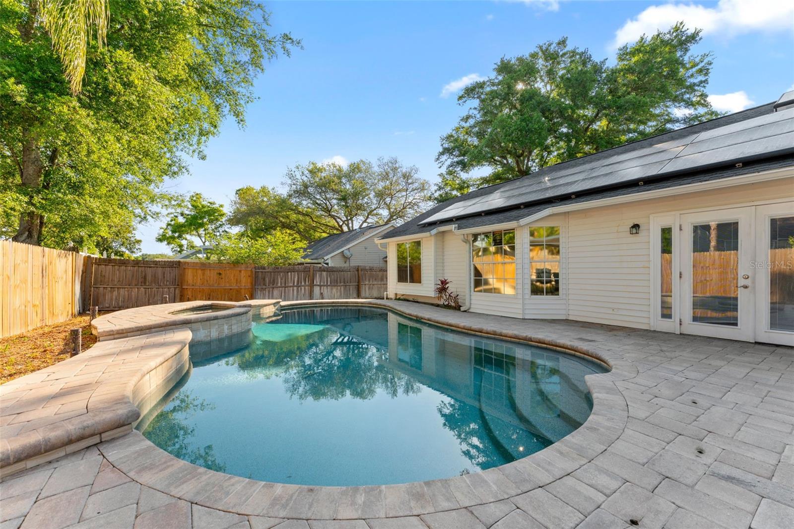 Image 47 of 55 For 956 Edgehill Drive