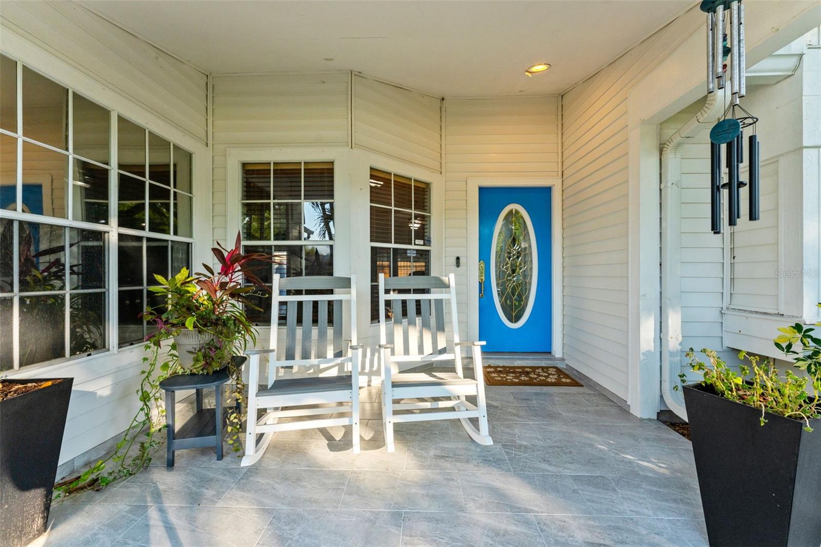 Image 5 of 55 For 956 Edgehill Drive