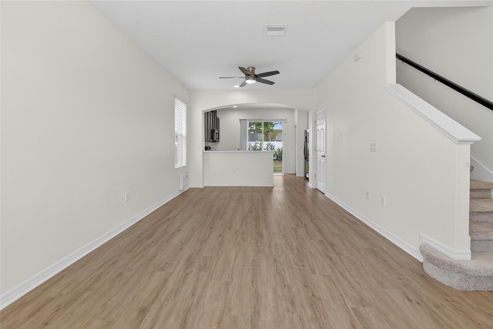 Image 10 of 40 For 8821 Walnut Gable Ct