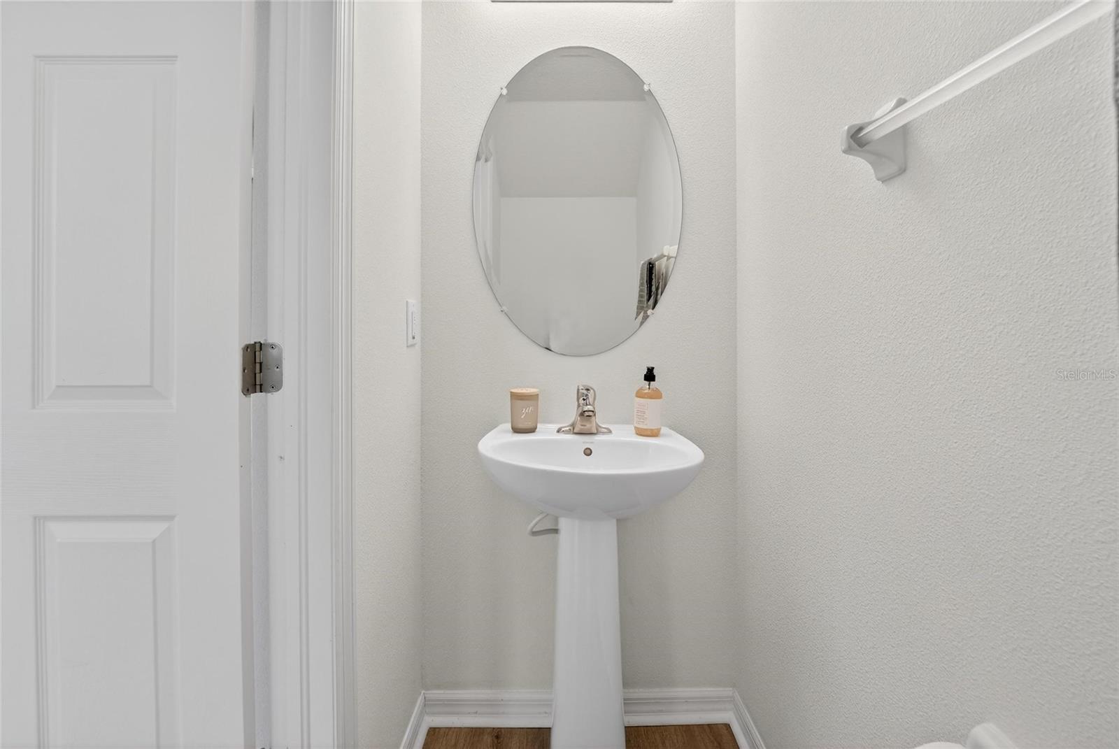 Image 19 of 40 For 8821 Walnut Gable Ct