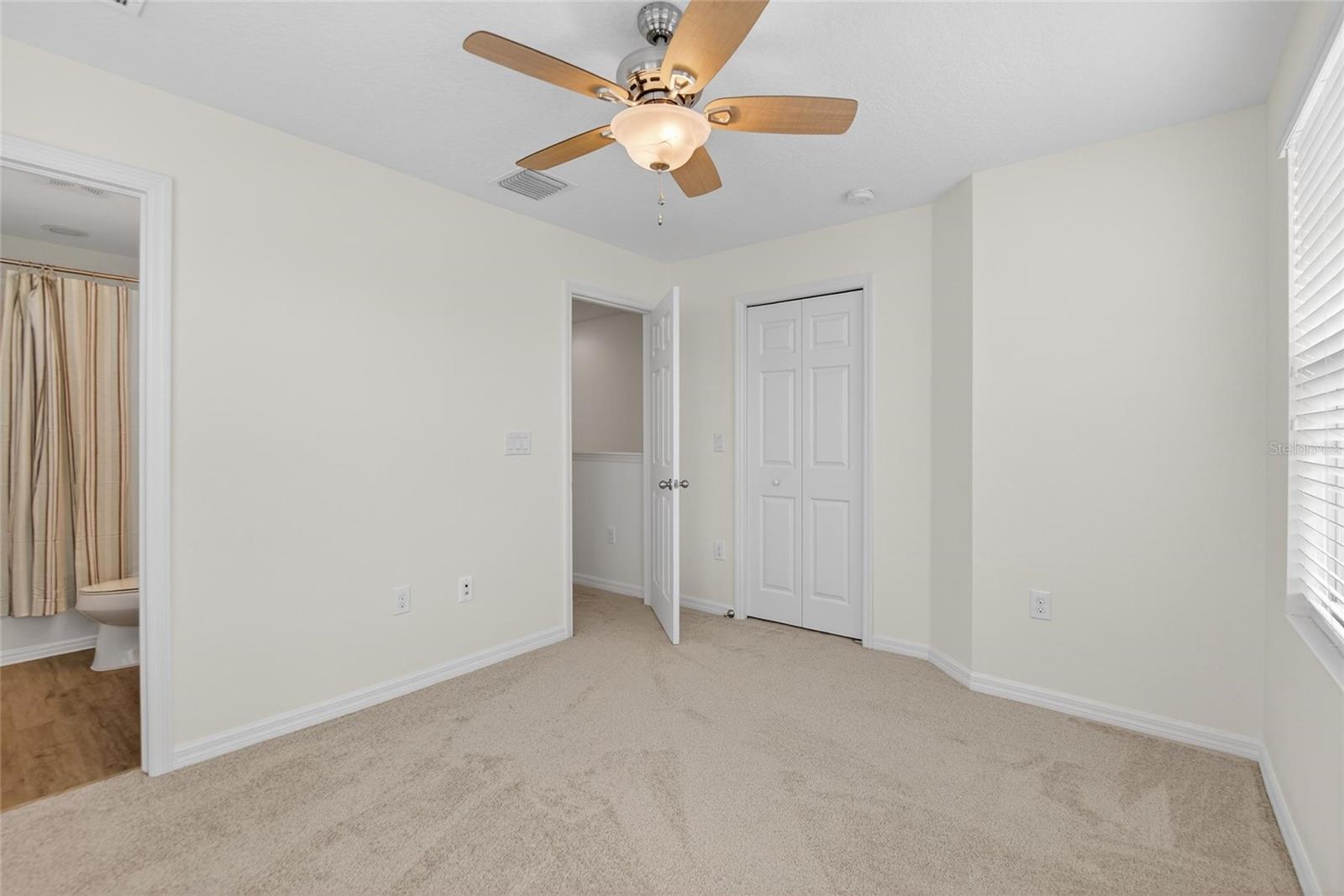 Image 32 of 40 For 8821 Walnut Gable Ct