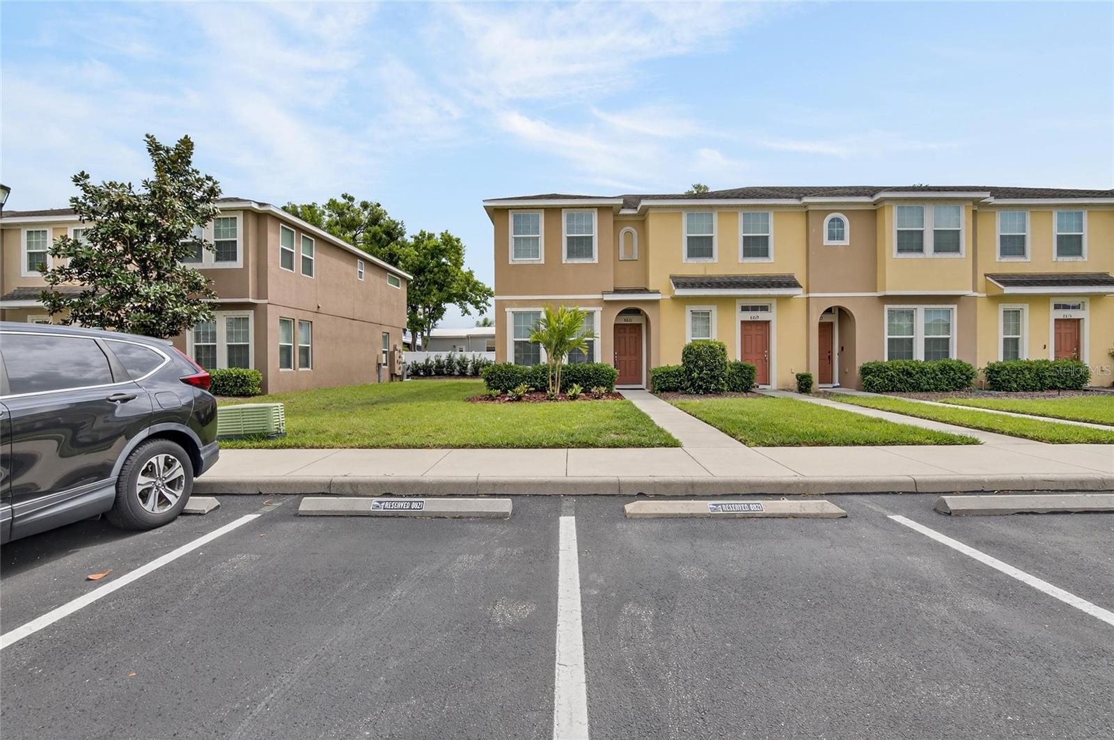 Image 6 of 40 For 8821 Walnut Gable Ct