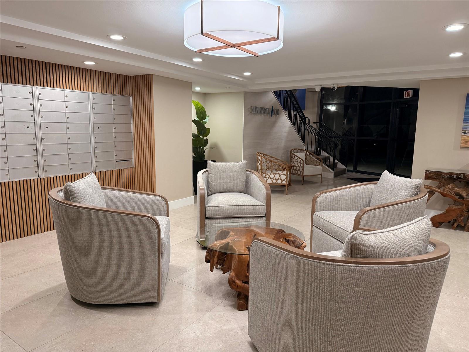 Image 25 of 27 For 670 Island Way 1006